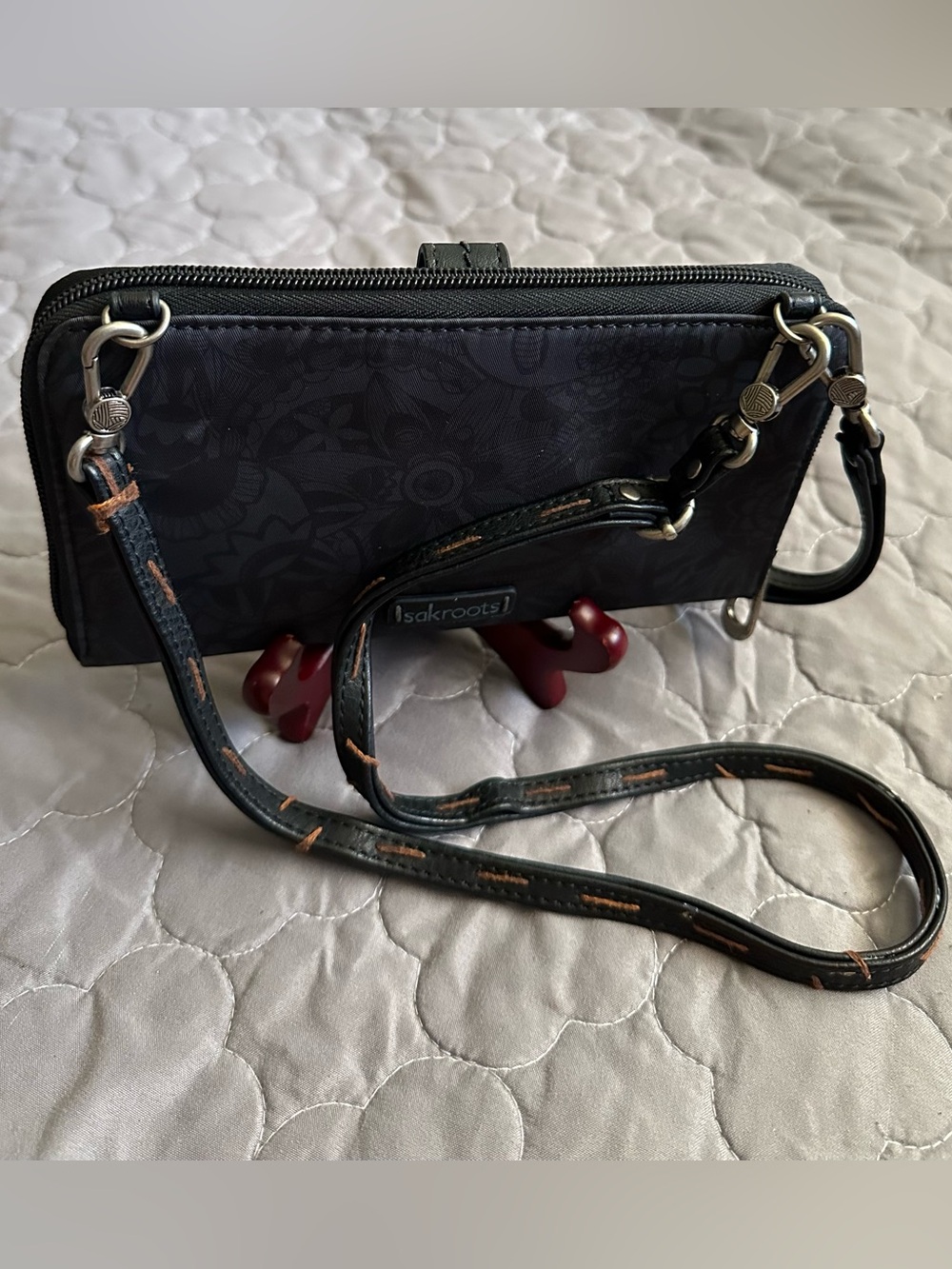 Sakroots Black Patterned Wristlet Wallet EUC
